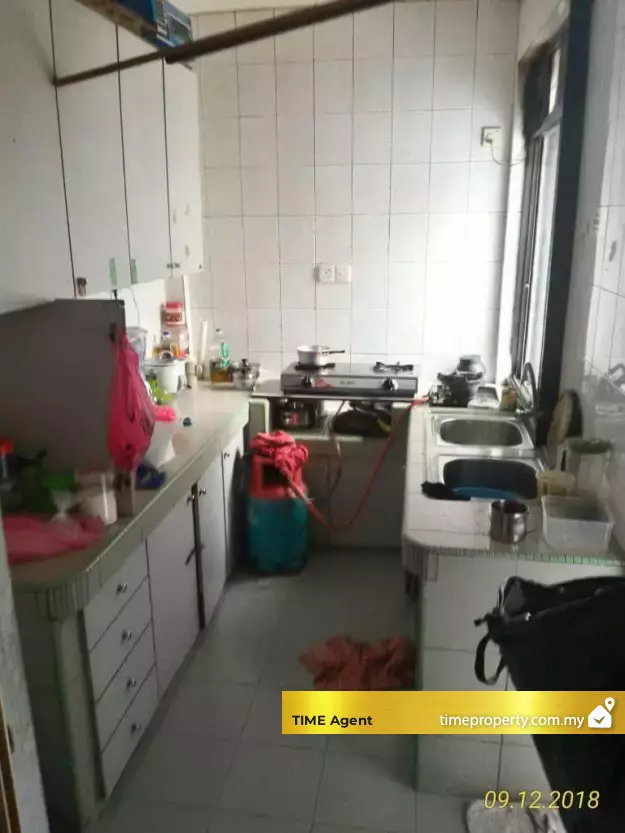 Pusat Bandar Puchong Shop Apartment — photo 2