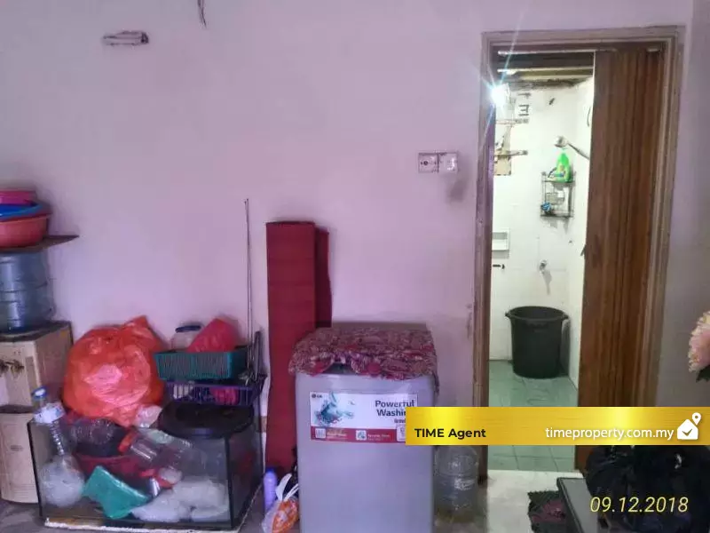 Pusat Bandar Puchong Shop Apartment — photo 3