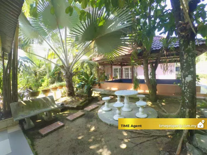 Kampung Sungai Pelong — photo 2