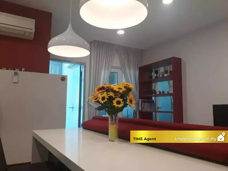 Straits Garden Suite (Block 349A1 &amp; 349A2) — photo 1