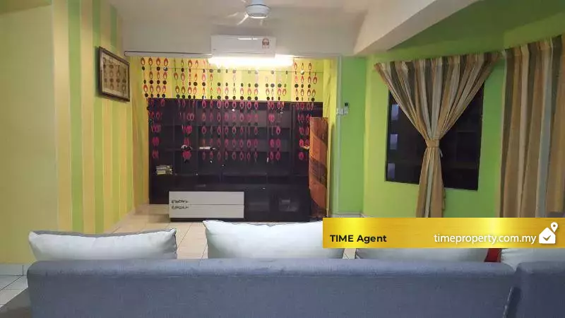 Bayu Tasik Condominium — photo 1