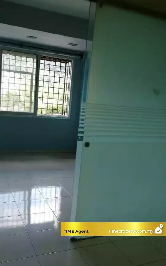 Taman Cheras Awana (Shop Apartment) — photo 3