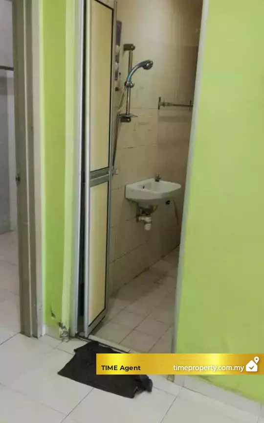 Taman Cheras Awana (Shop Apartment) — photo 4