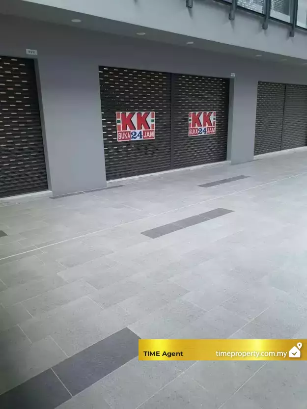 Jalan Sunsuria,Kota Warisan — photo 2
