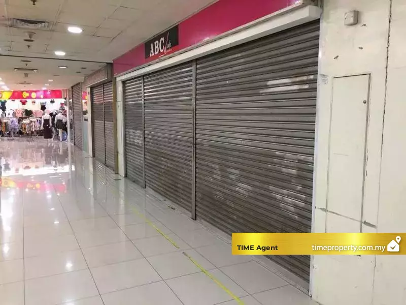 Prangin Mall — photo 1