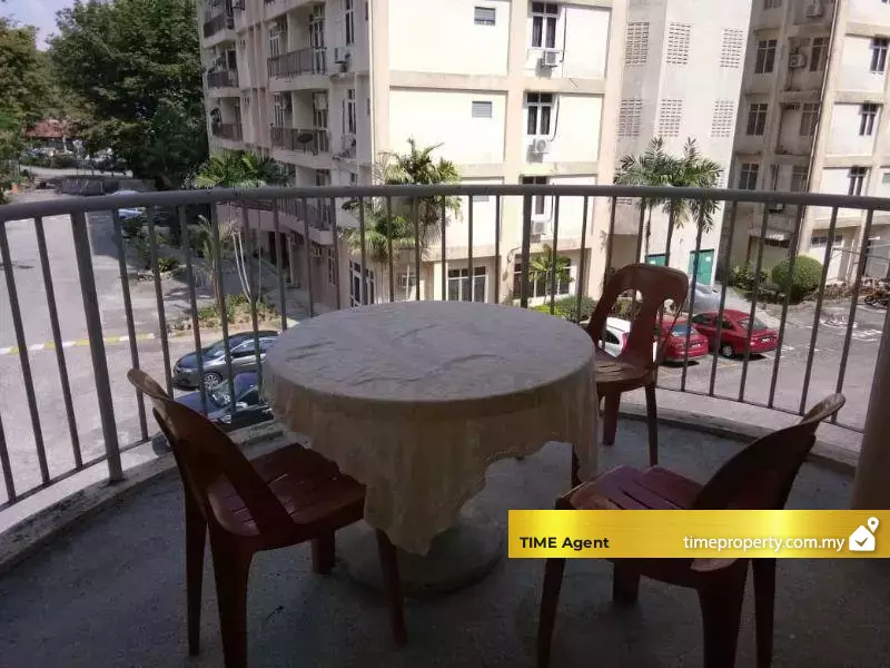 Bayu Emas Apartment — photo 2
