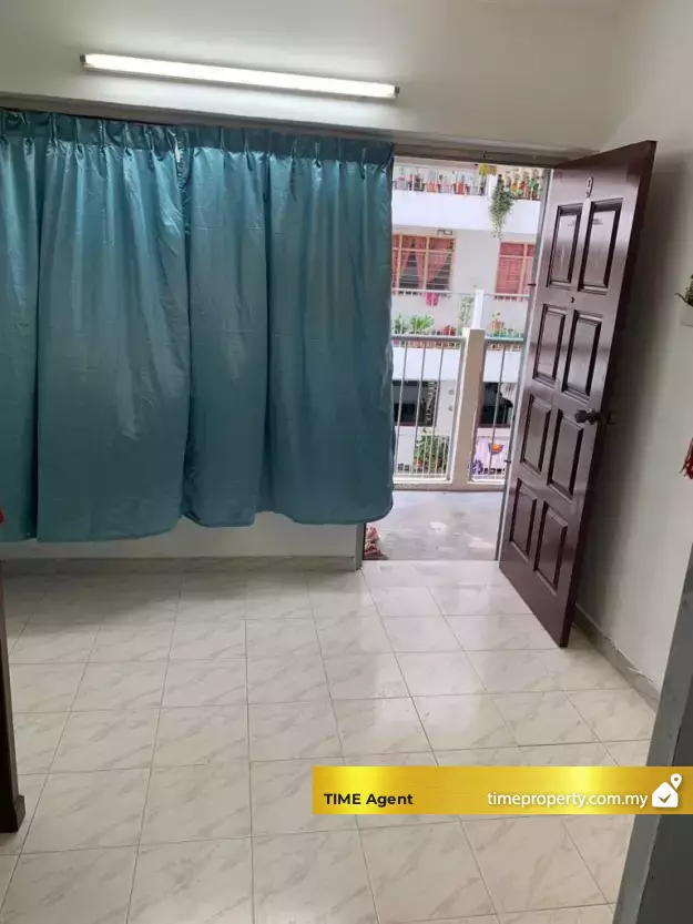 Flat Farlim 4 (Block 4D &amp; 4E) — photo 5