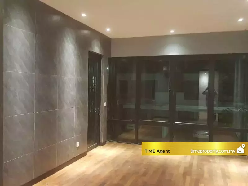 Duta Villa — photo 1