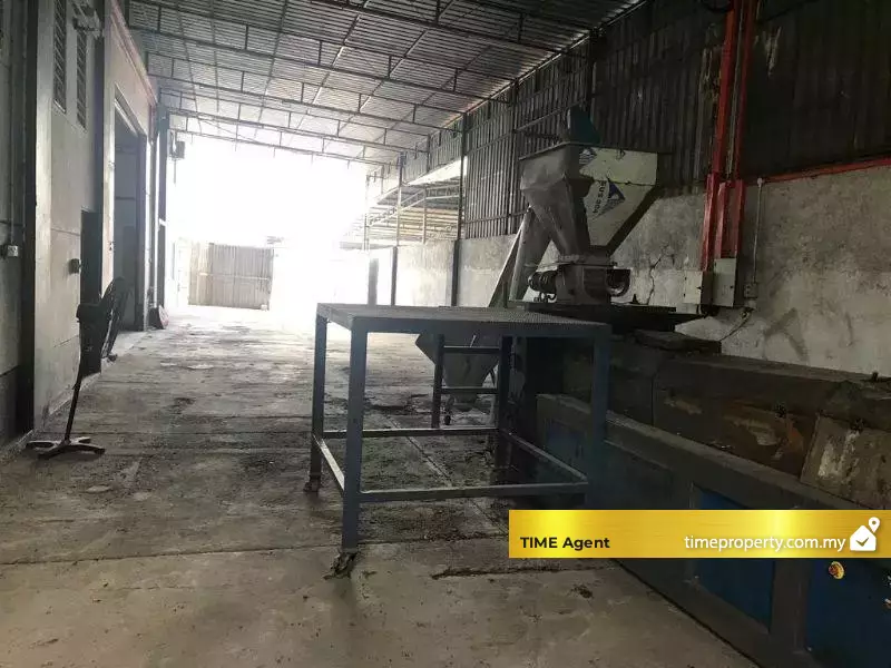 Jalan TPP 5/1, Taman Perindustrian Puchong — photo 4