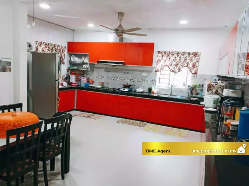 Puteri Heights — photo 1