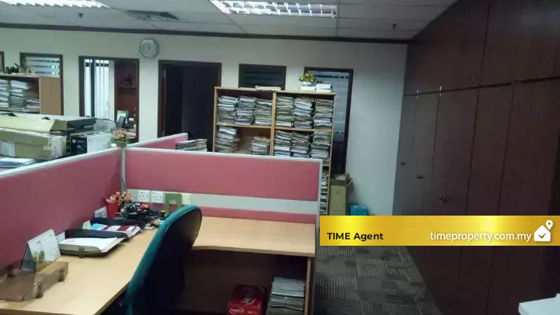 Wisma UOA 2, Jalan Pinang — photo 1