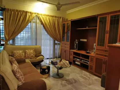 Marina Tower (Ratu Mutiara)