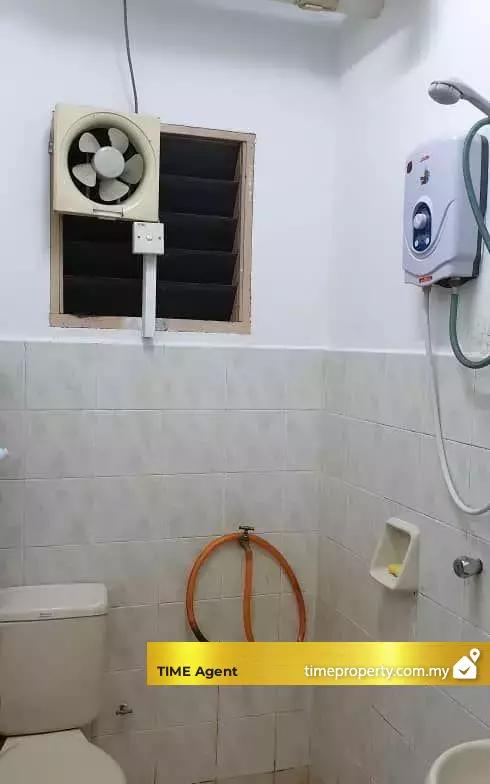 Bayu Tasik Condominium — photo 3