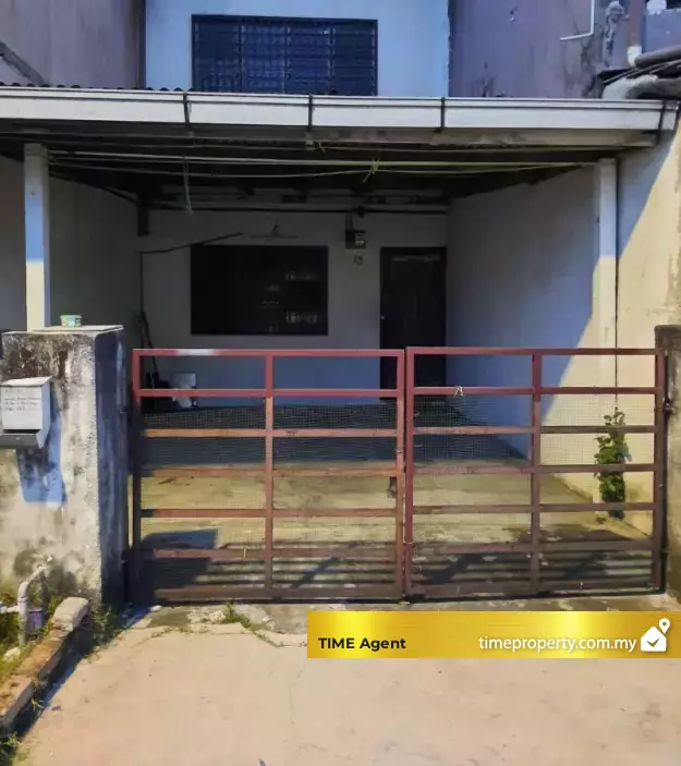 Taman Maju Jaya — photo 1