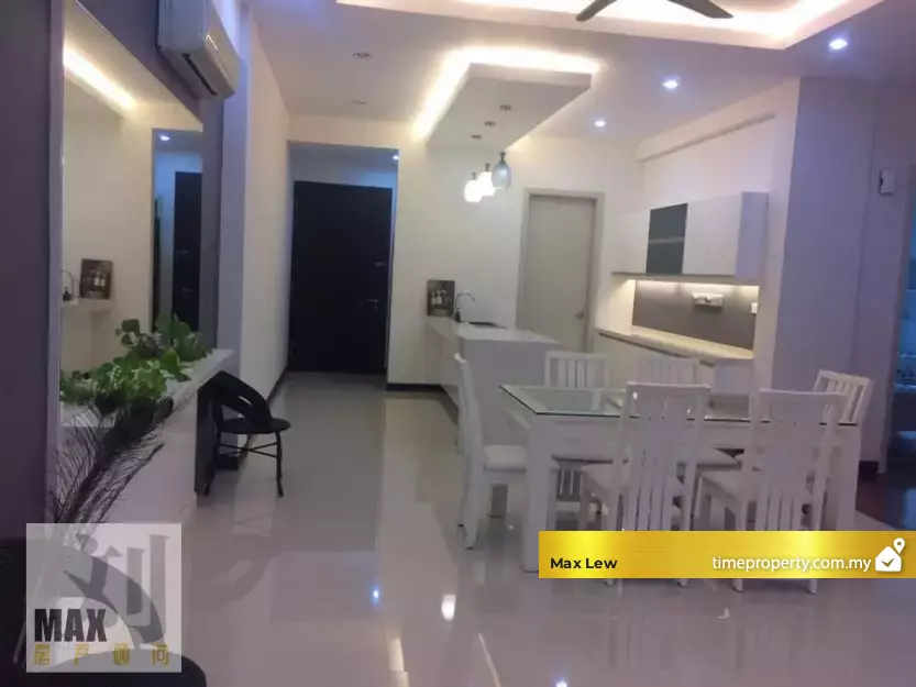Baystar Condominium — photo 1