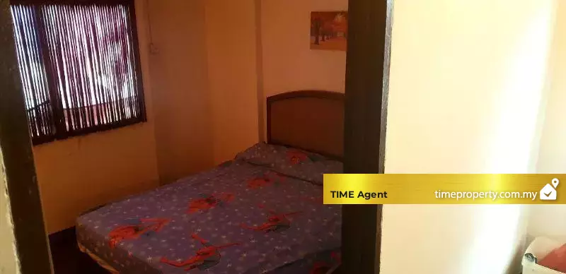 Taman Teluk Indah (Block E1 &amp; E2) — photo 2