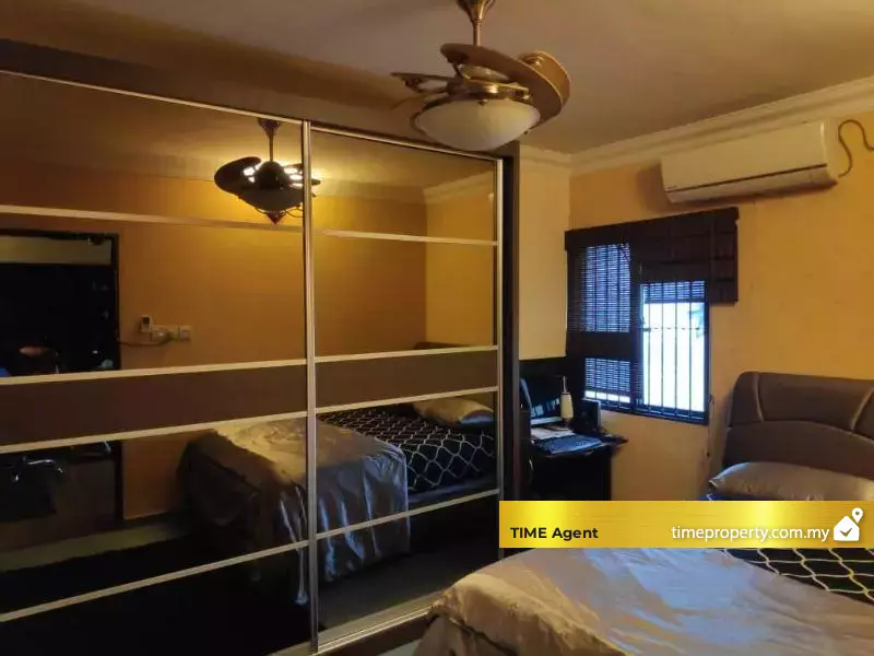 Desa Permai Indah (Block C, D, E, F, G, H, J &amp; T ) — photo 5