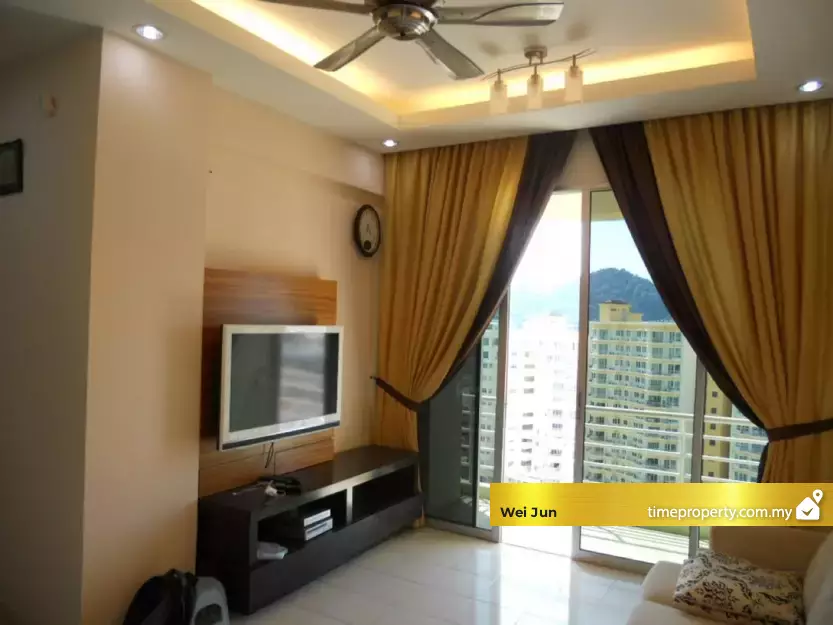 Putra Place Condominium — photo 1