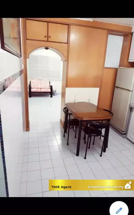 Desa Permai Indah (Block C, D, E, F, G, H, J &amp; T ) — photo 2
