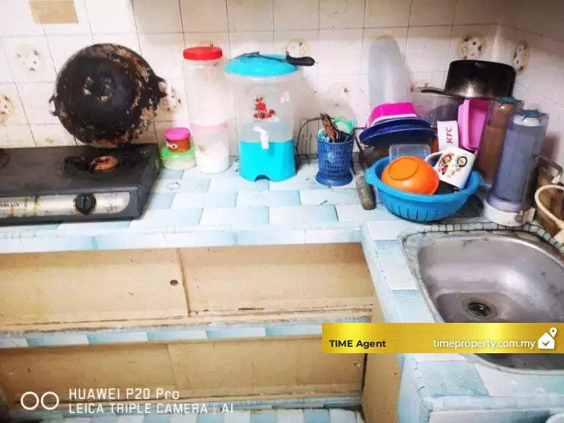 Flat Bayan Baru (Block 3) — photo 2