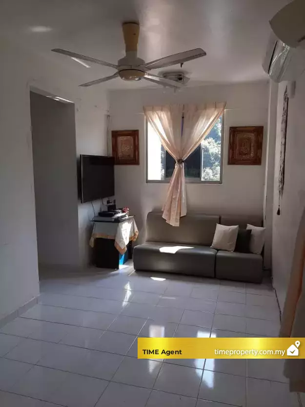 Pinang Emas — photo 1