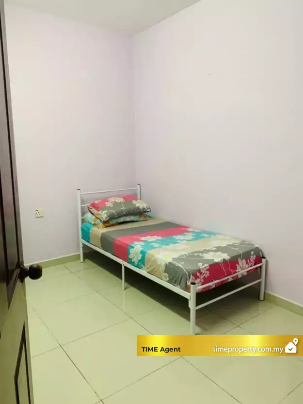 Bayu Emas Apartment — photo 3