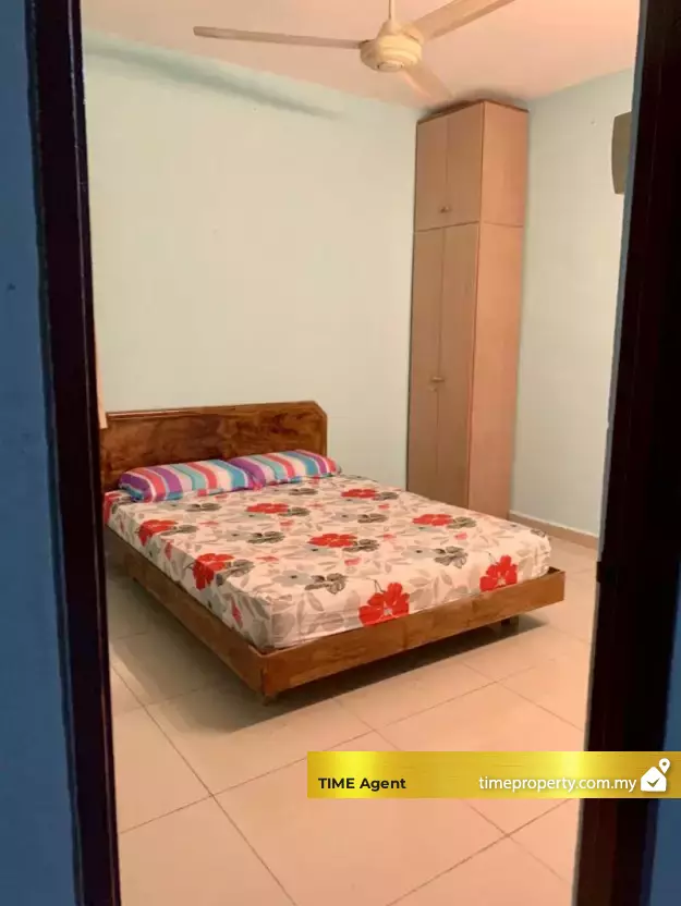 Bayu Emas Apartment — photo 4