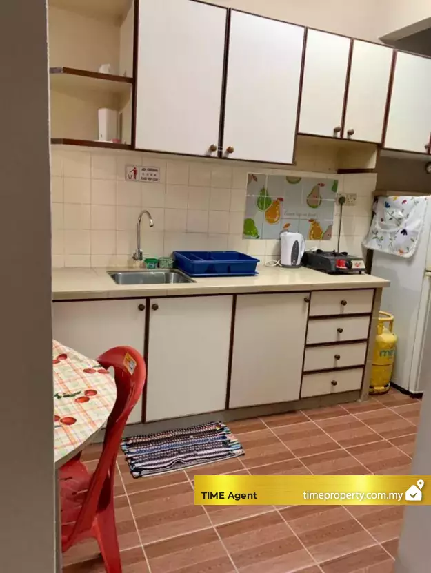 Bayu Emas Apartment — photo 5