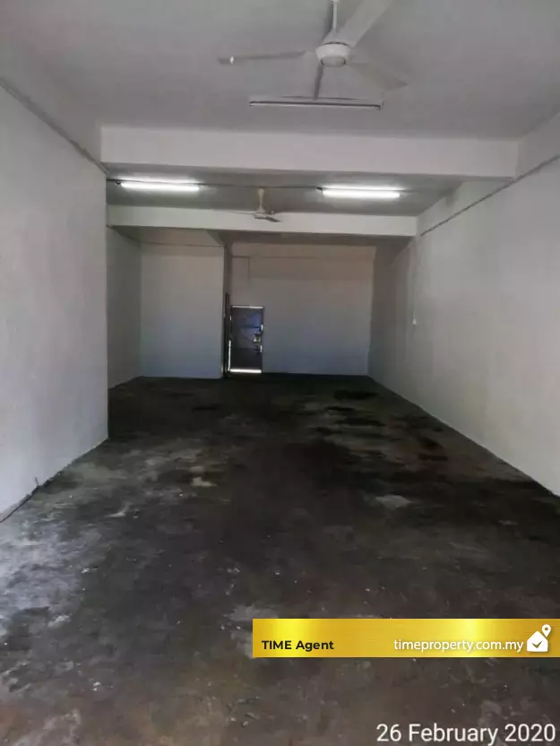 Taman Merak — photo 1