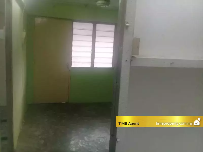 Bukit Gedung (Block 18, 18A, 20, 20A, 22 &amp; 22A) — photo 1