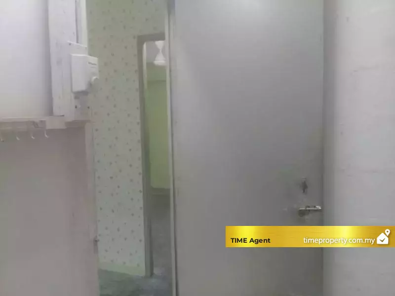 Bukit Gedung (Block 18, 18A, 20, 20A, 22 &amp; 22A) — photo 2