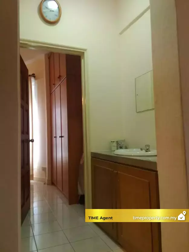 Desari Apartment — photo 3