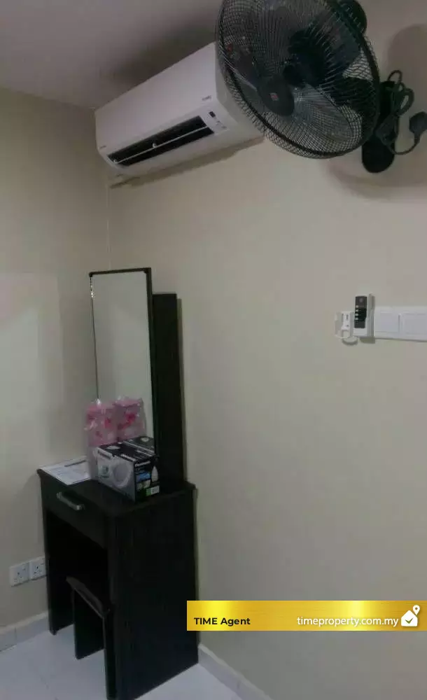 Taman Kristal — photo 4