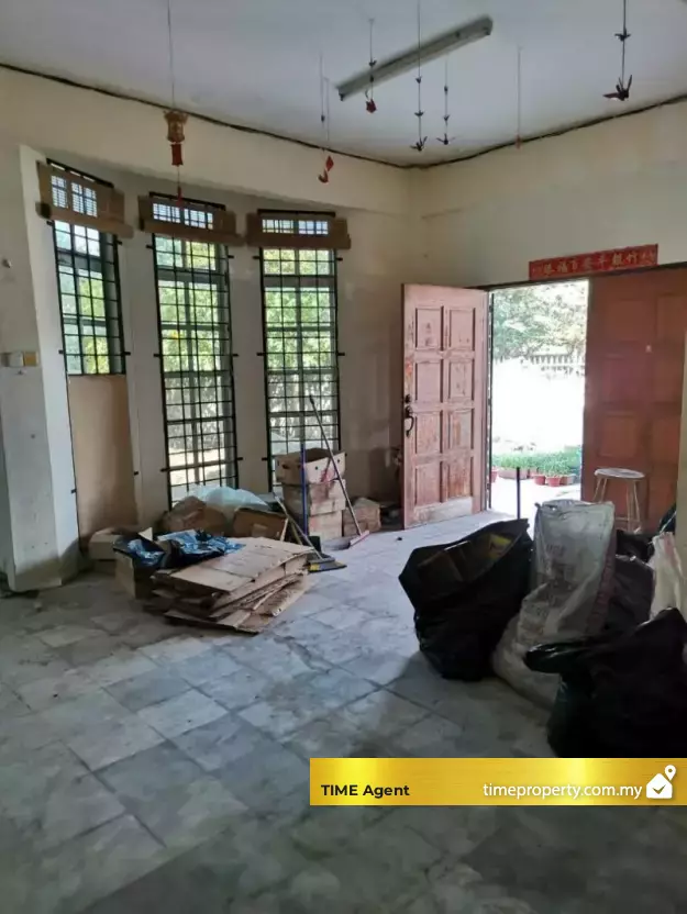 Taman Bukit Minyak (Standalux) — photo 1