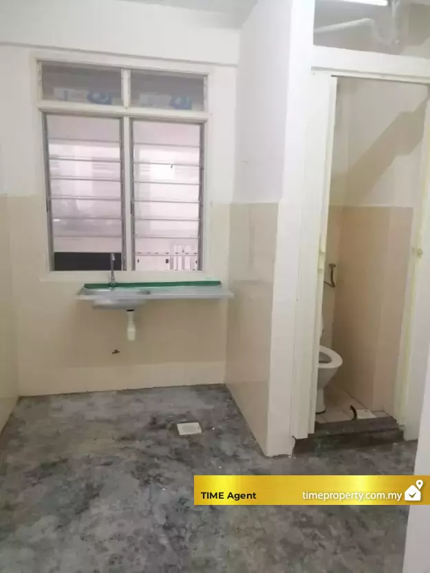 Pangsapuri Bandar Baru Air Putih — photo 3