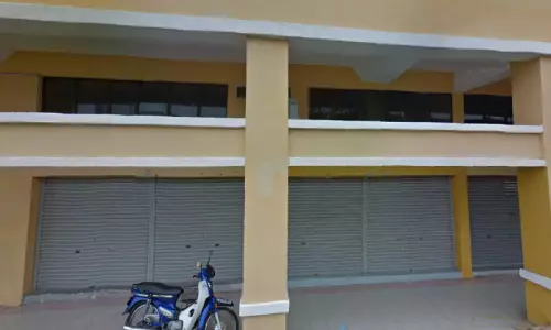 Serina Bay Shoplot