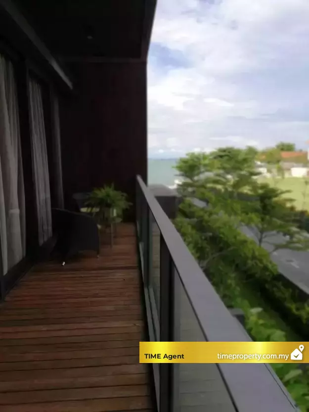Shorefront Residence — photo 4