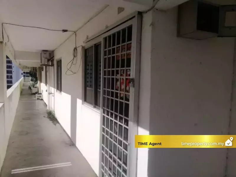 Desa Putra (Queensbay) — photo 5