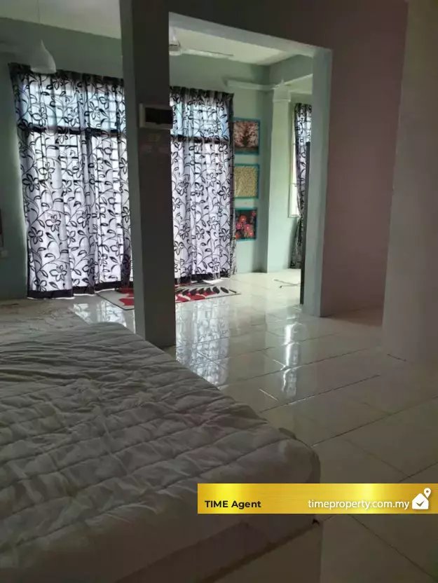 Taman Merbau Indah — photo 3