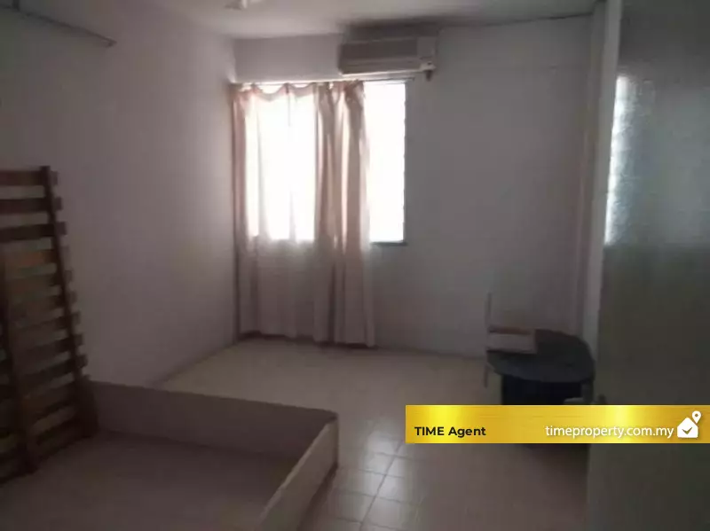 Flat Taman Lip Sin (Block 6) — photo 5
