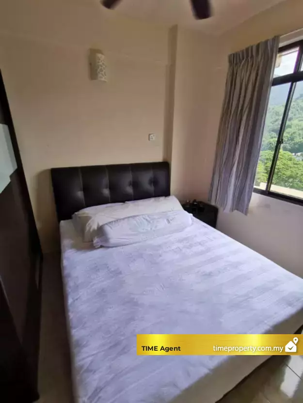 Azuria Condominium — photo 3