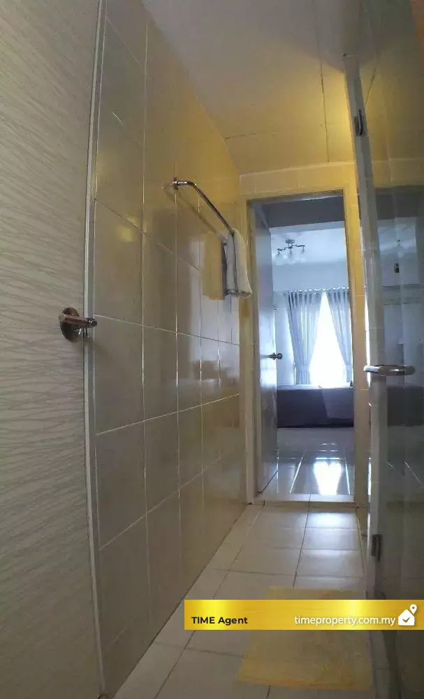 Sea View Tower @ Harbour Place — photo 1