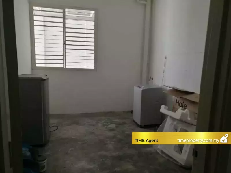 1-World Residence @ One World Residence — photo 4