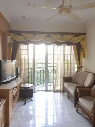 Villa Emas