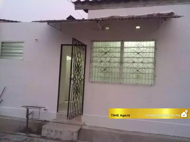 Taman Bee — photo 2