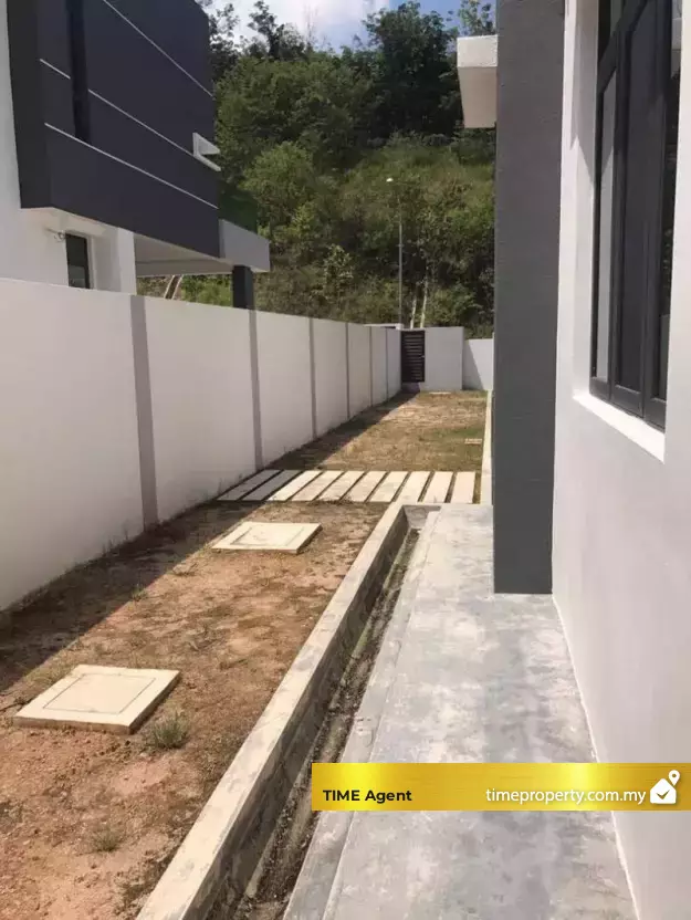 Property Photo 21
