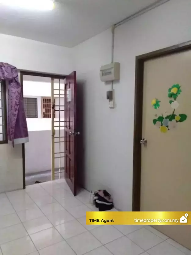 Desa Indah (Block 1) — photo 3