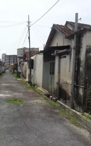 Taman Free School