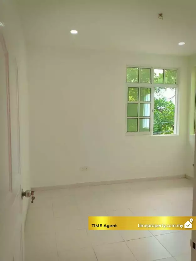 Taman Siakap — photo 1
