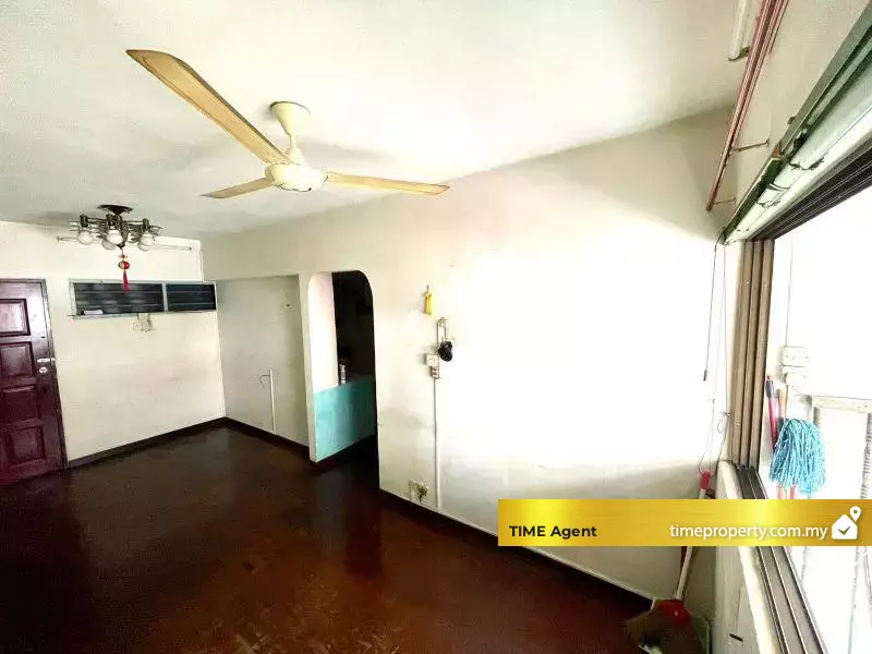 Desa Intan (Block 7A - 7F) — photo 1